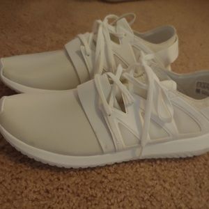 White Adidas Sneakers